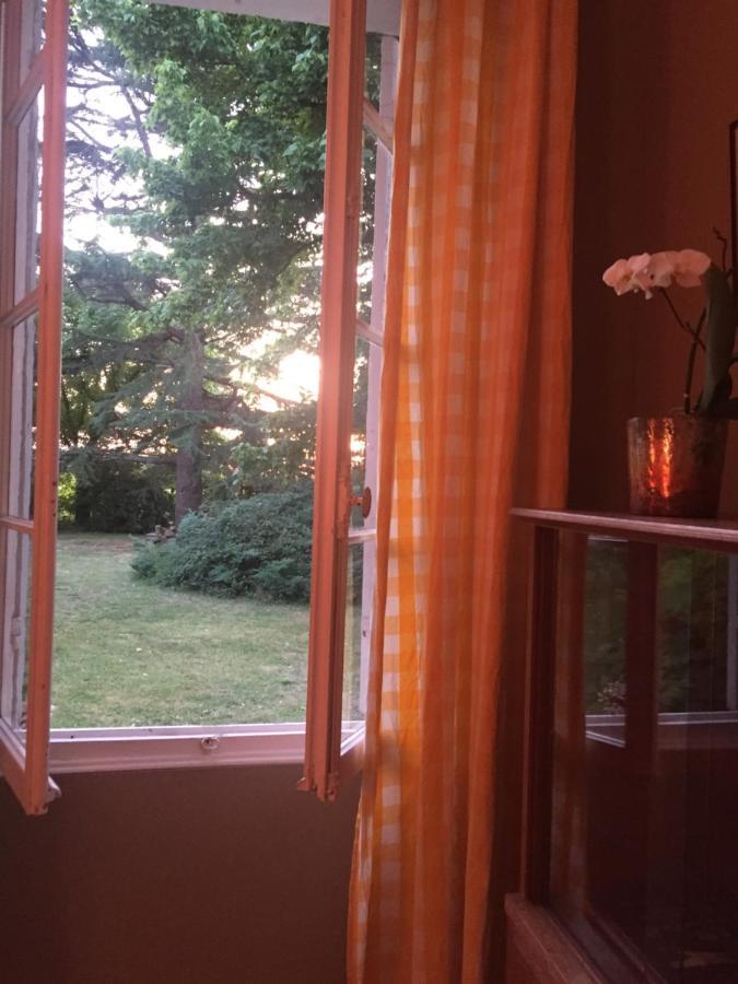 Damechouette Bed & Breakfast Pujols  Bagian luar foto