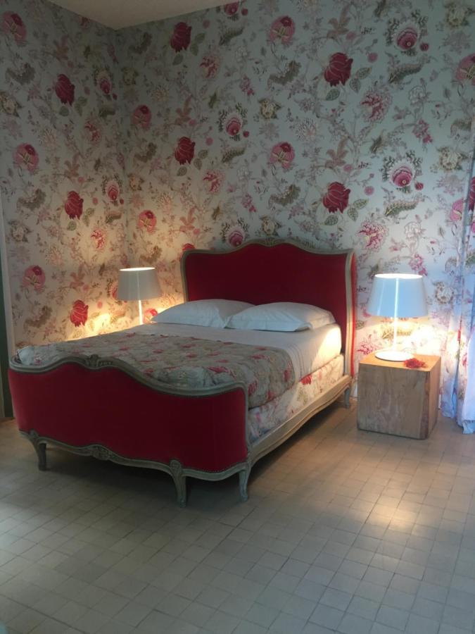 Damechouette Bed & Breakfast Pujols  Bagian luar foto