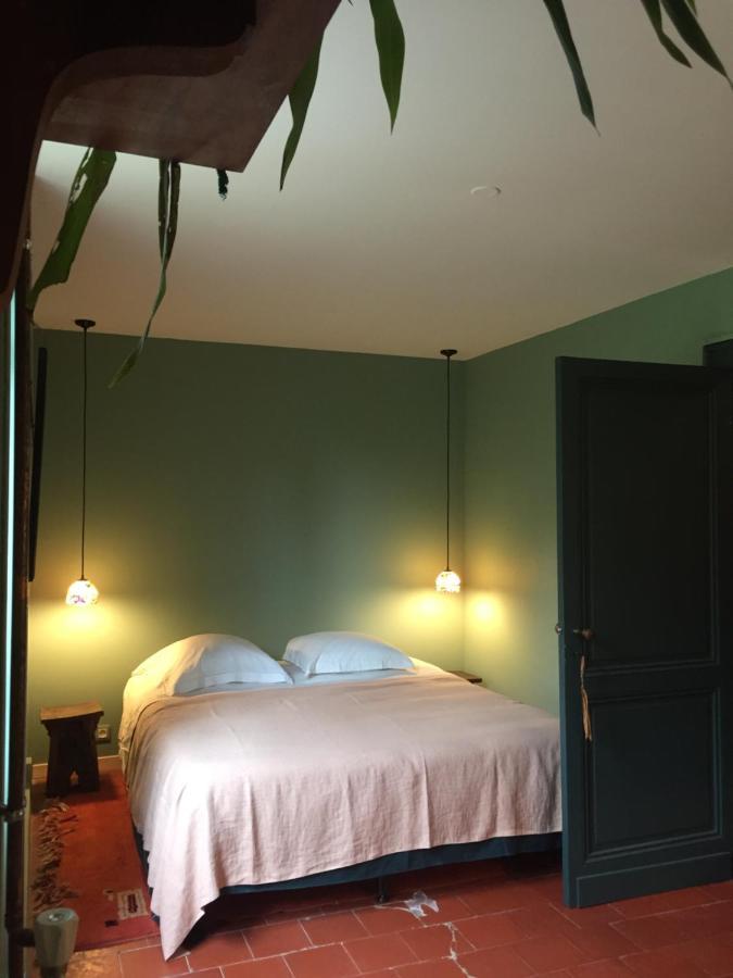 Damechouette Bed & Breakfast Pujols  Bagian luar foto
