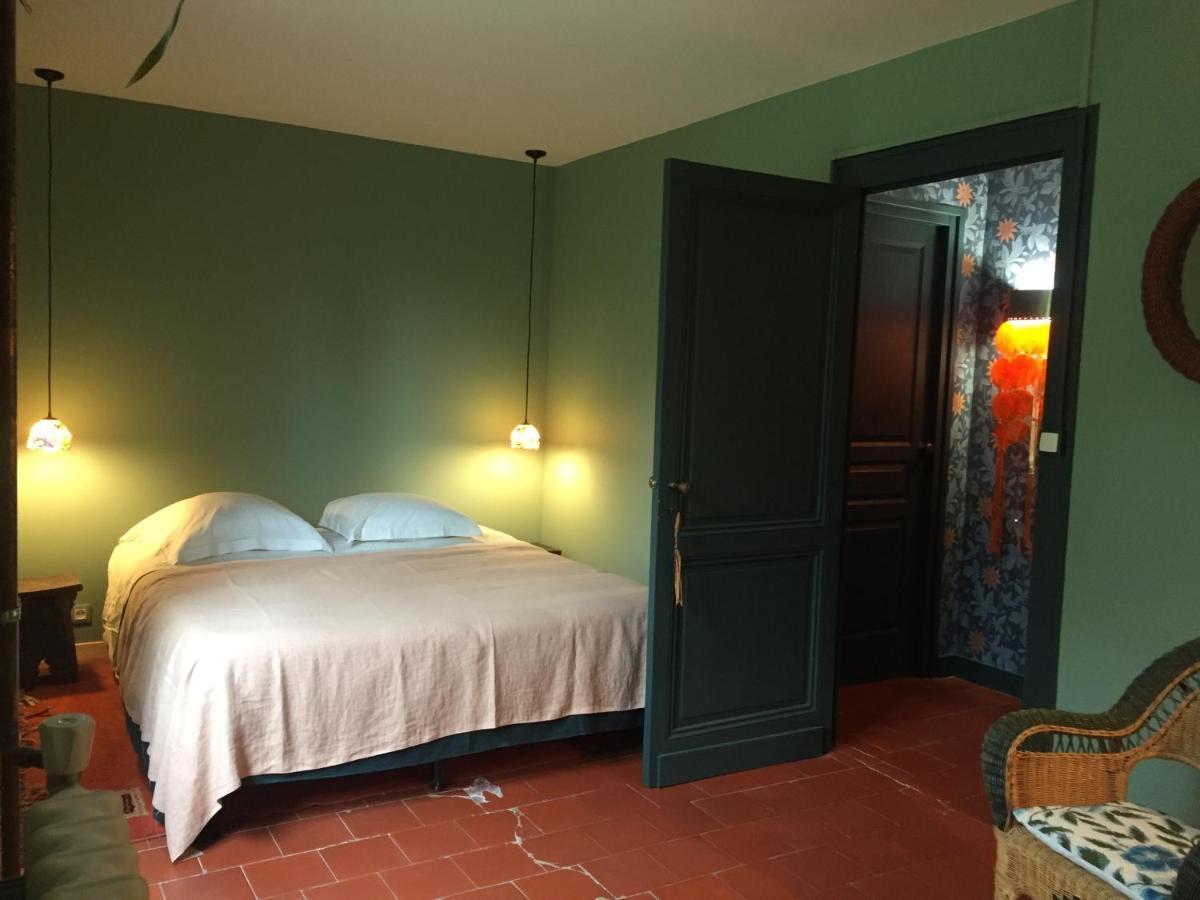 Damechouette Bed & Breakfast Pujols  Bagian luar foto