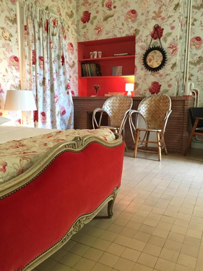 Damechouette Bed & Breakfast Pujols  Bagian luar foto