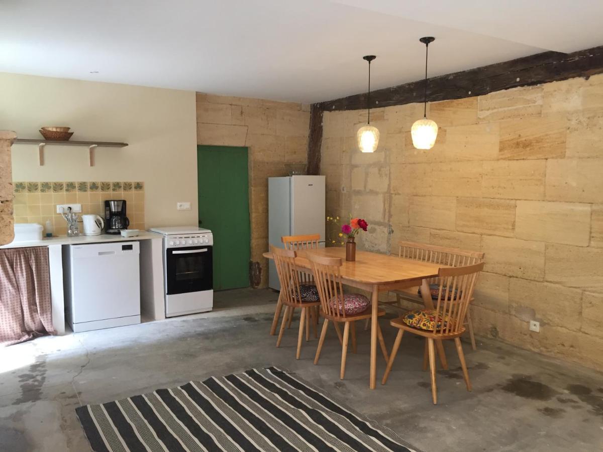Damechouette Bed & Breakfast Pujols  Bagian luar foto